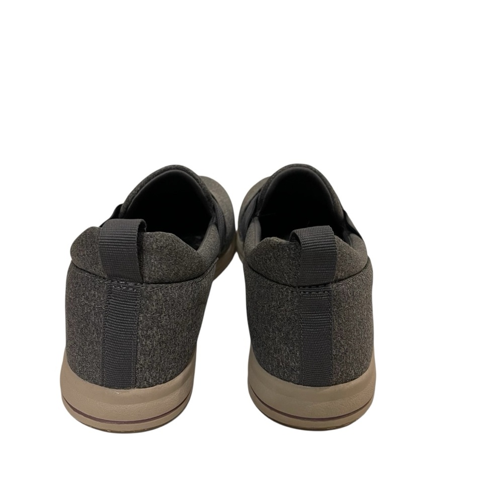 Women’s CLARKS Cloudsteppers Breeze Bali Slip On Shoes Grey NWOT - Picture 4 of 6